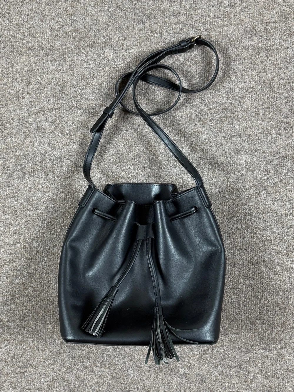 J Crew Black Faux Leather Bucket Bag Shoulder Crossbody Fringe Drawstring